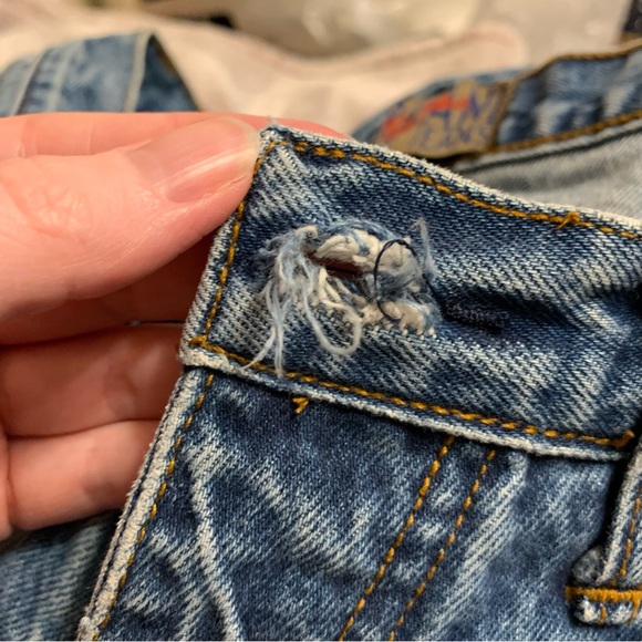 Vintage Armani True Blue Jeans - Picture 5 of 5